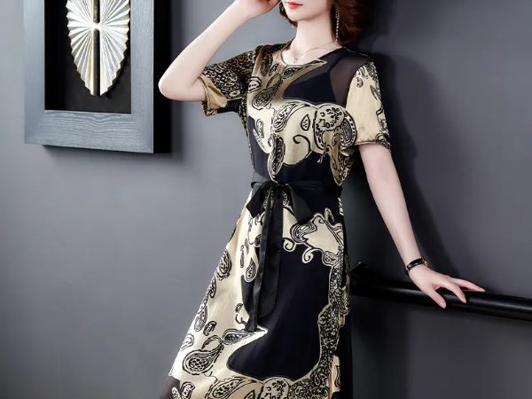 连衣裙牌子有哪些