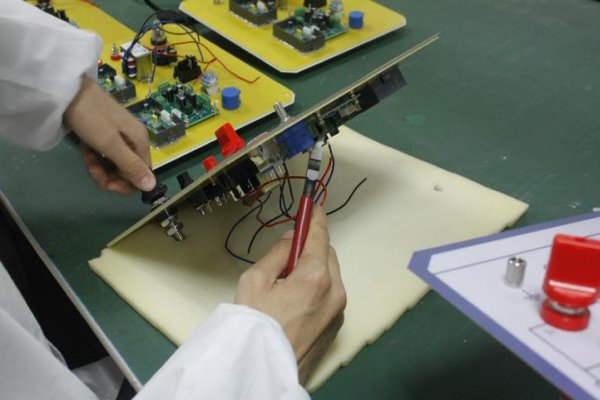 电压表如果串联在电路中会怎么样