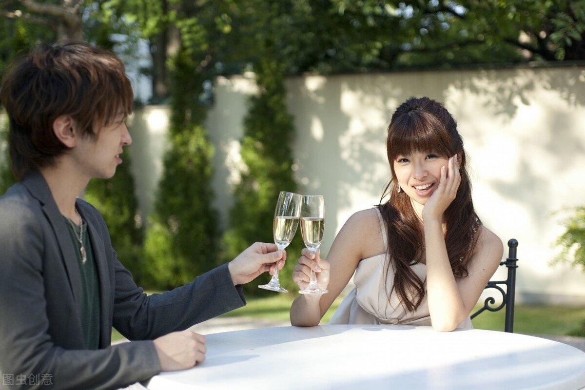 分手后女友还愿意帮我买东西这说明什么？