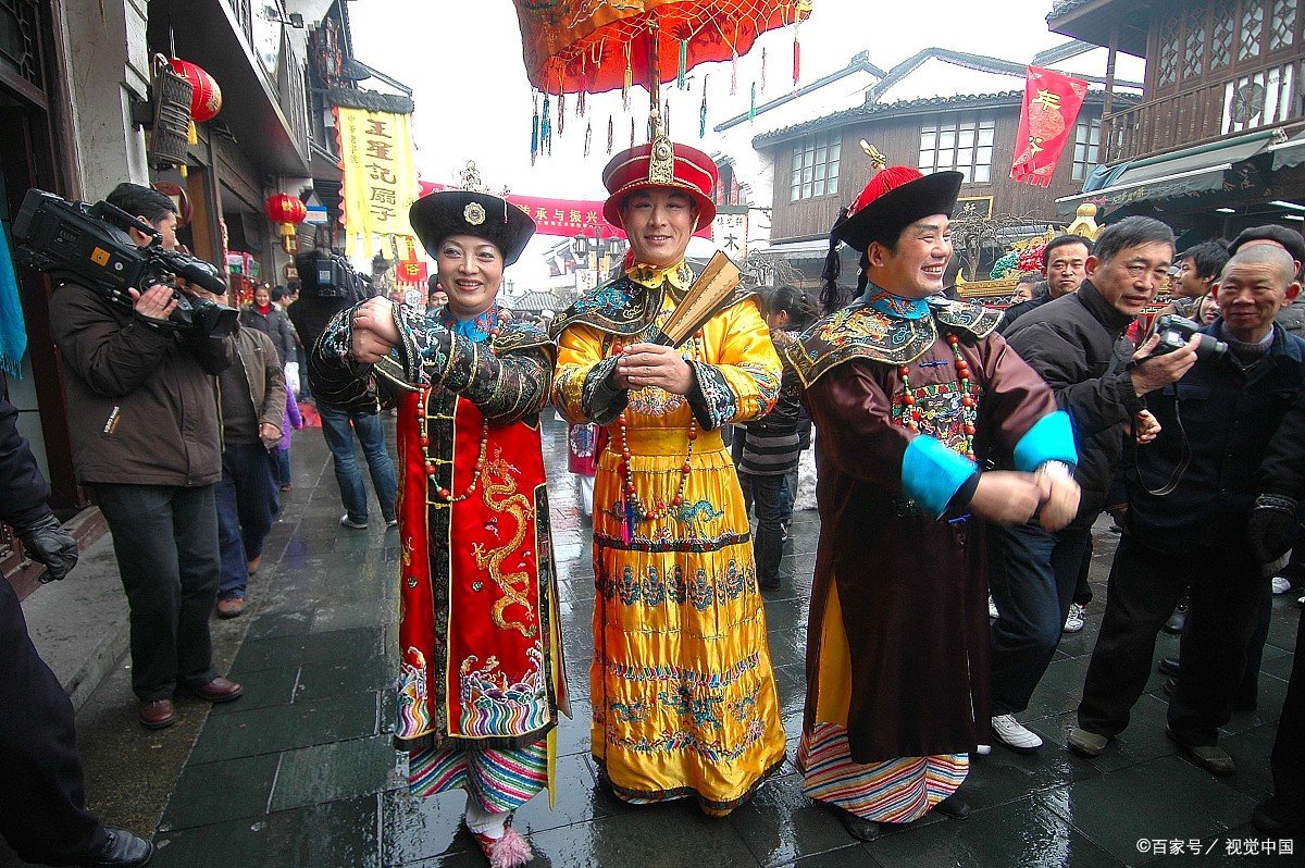 “陛下”是古代对君王的尊称，“陛”指的是？