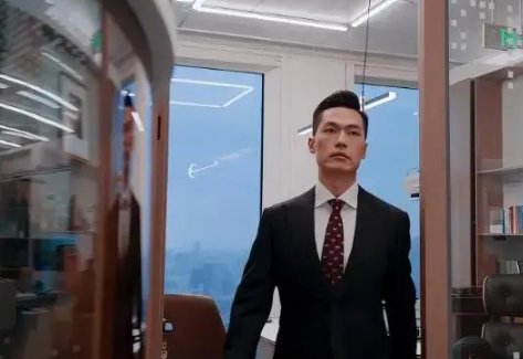 骆嘉昀家庭背景