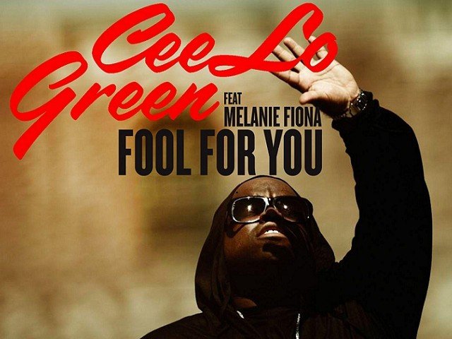 歌曲中的feat代表什么