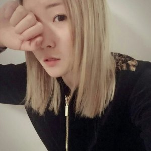 赵展彤的人物简介