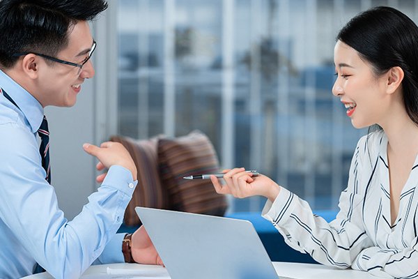 恭维的拼音和解释