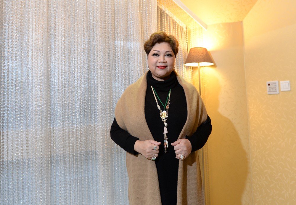 歌词“人生路上有多少知己的朋友”是哪首歌