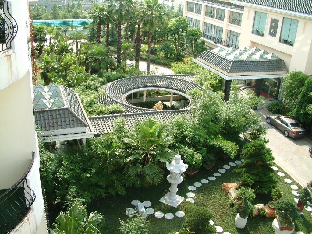 晶合后院的介绍