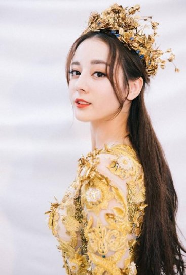 哪些明星的名字是四个字的？