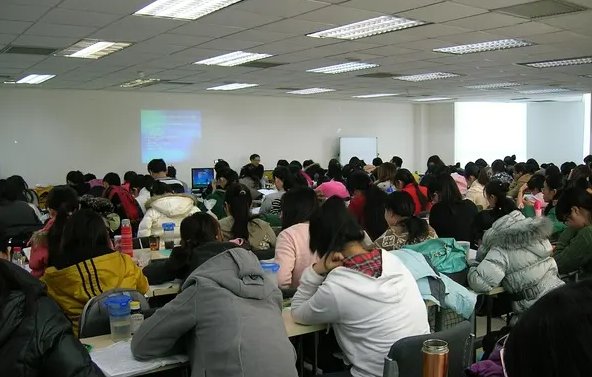 妙语连珠的意思