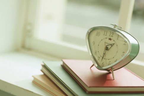 一诺千金故事50字一个