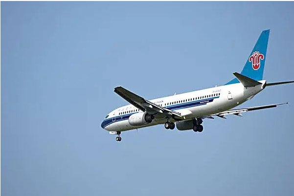 南航人工客服电话24小时