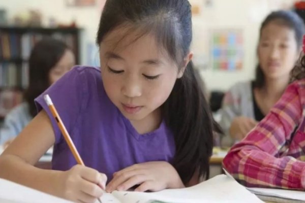 用笑哈哈造句二年级