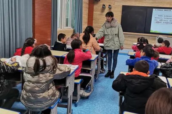 毂的读音和意思