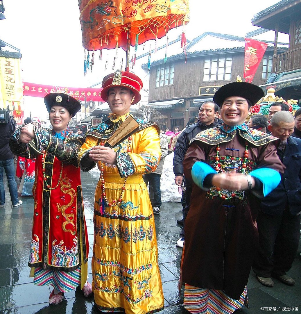 “陛下”是古代对君王的尊称，“陛”指的是？