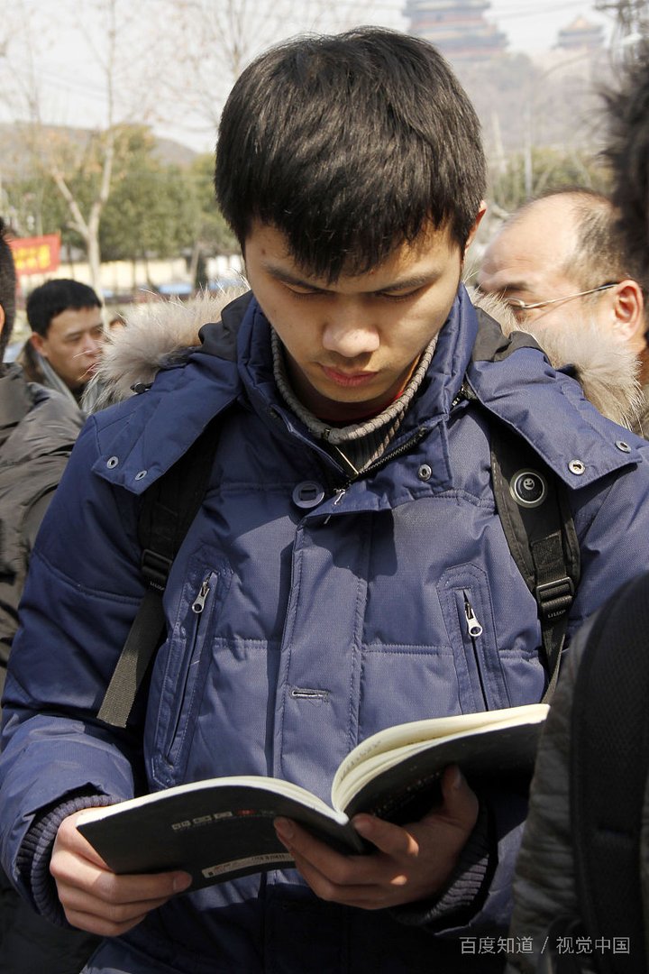 大学生有偿代课的利与弊？