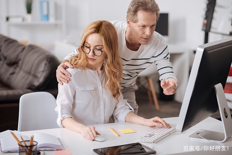 女子占有欲很强的，会有哪些表现呢？