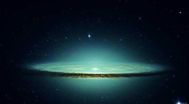 宇宙中像吸血鬼一样抽干银河系的诡异力量究竟是什么？