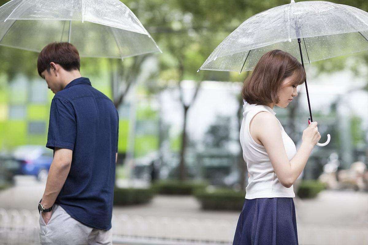 分手后男人依旧说爱你是什么意思？