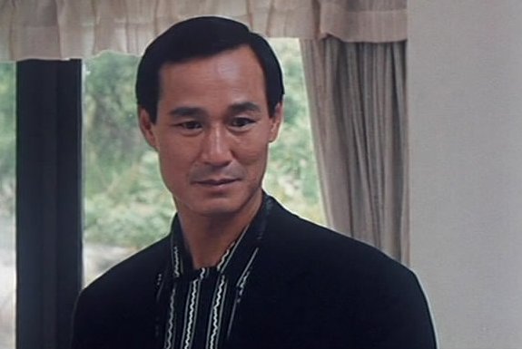 古惑仔中东兴的老大叫什么