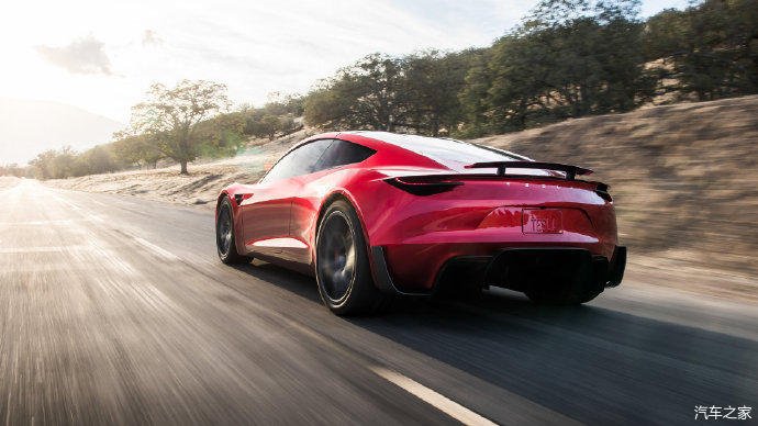 特斯拉给自家跑车装火箭，百公里提速仅1.1秒