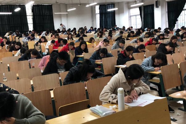 四六级成绩保留多久？