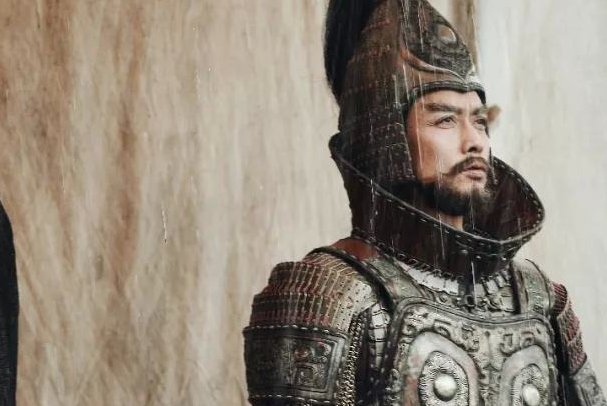 在腹背受敌之时,军队要如何做才能够全身而退?