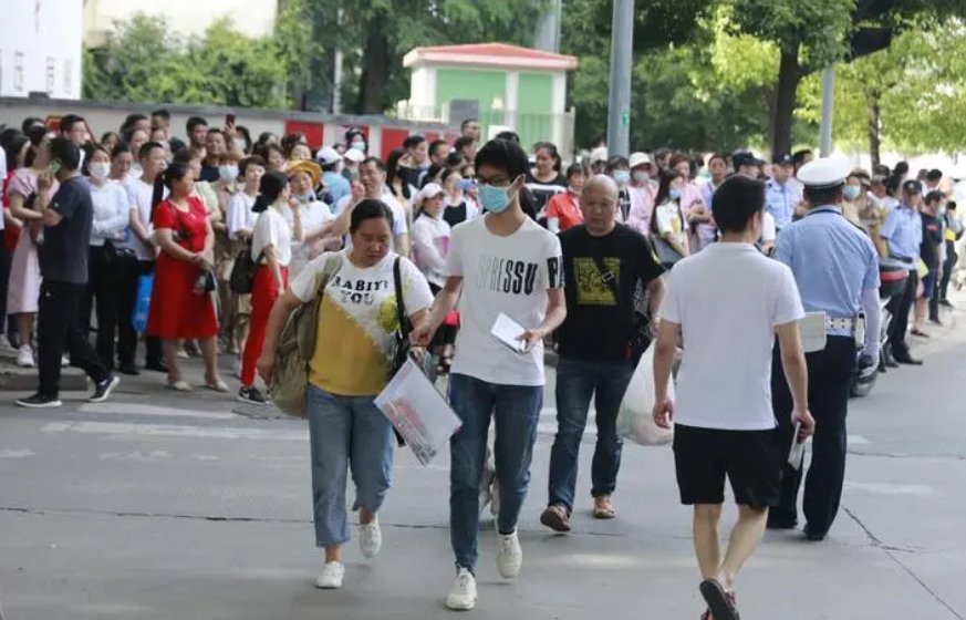 2023年高考补录时间是几月几号啊?