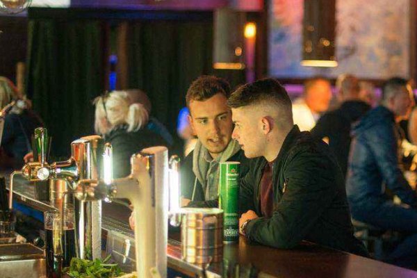 吃喝嫖赌的意思