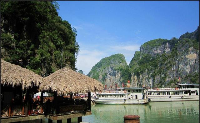 去越南旅游一个人玩一个月，差不多需要多少金钱才可以？