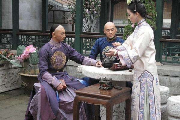 人们为何习惯上称小偷为“三只手”，“三只手”是如何成为小偷代称的?