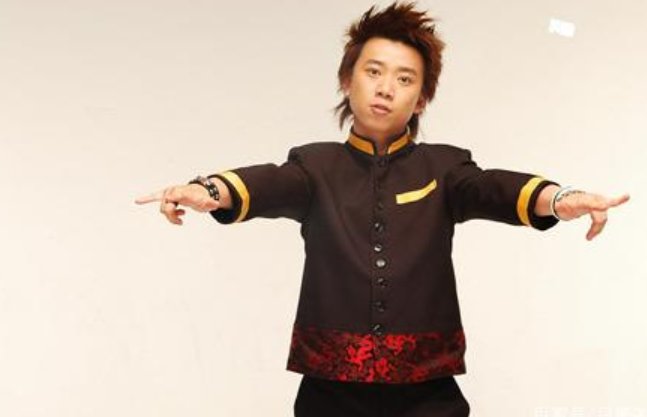 花儿乐队解散后几个成员都做了什么？