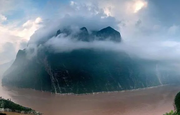 覆雨翻云的意思解释