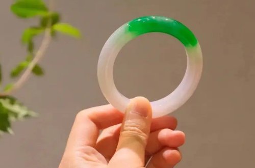 翡翠鉴定权威机构有哪些