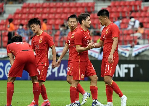 中国男足0-25输给了谁