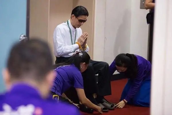 跪的拼音怎么写