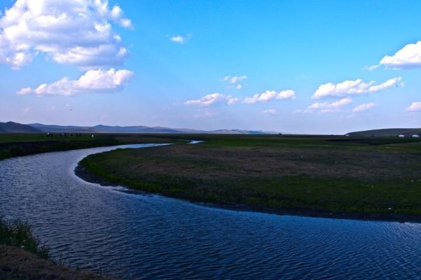 弯弯的小河的优美句子