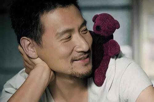 求歌名有首歌歌词有一句慢慢 慢慢我被忽略慢慢 慢慢心冷成铁