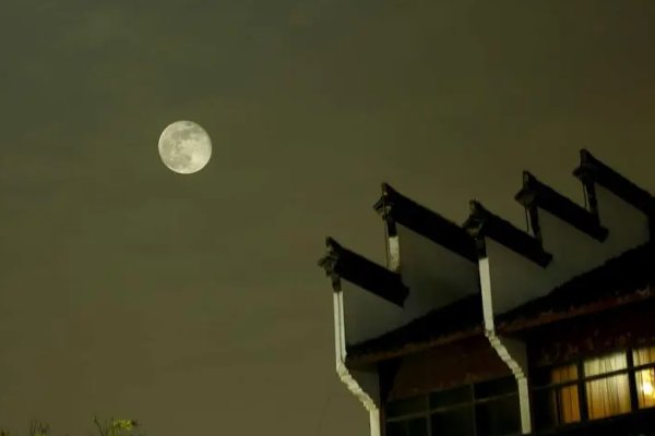 春风十里柔情,夜月一帘幽梦全诗