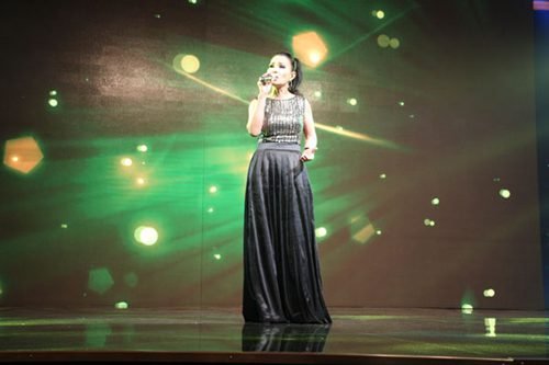 一生只要爱一个人,什么歌了,叫什么名字.