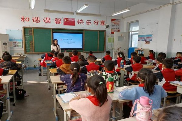 拂袖而去的意思