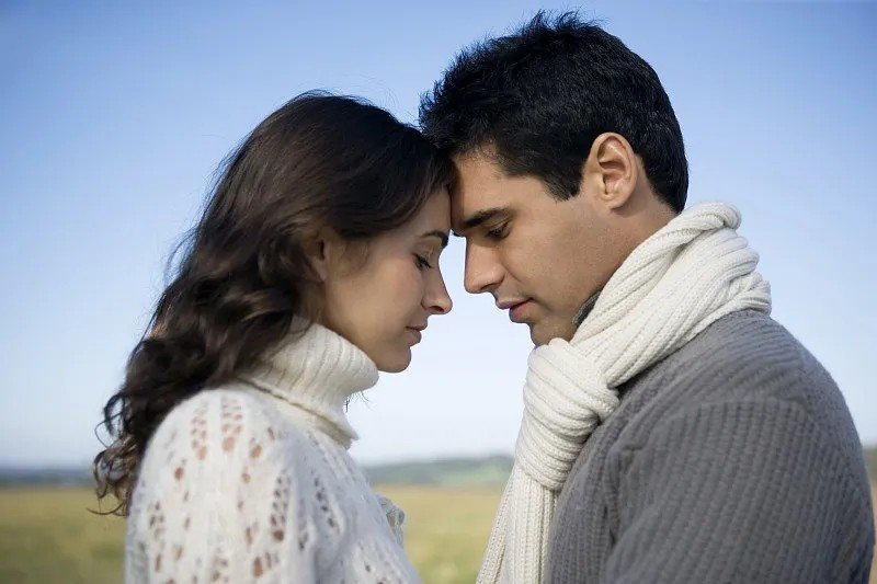 含情脉脉的意思和出处是什么？含情脉脉什么意思？