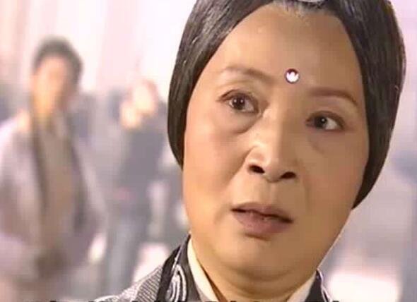 周芷若的师傅是谁