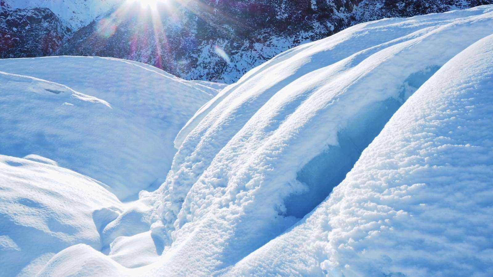 百无一是，自无一是，泉水流打一字