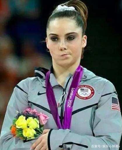 美女体操名将马罗尼,曾被称为赛场精灵,因不雅照流出后来怎样?