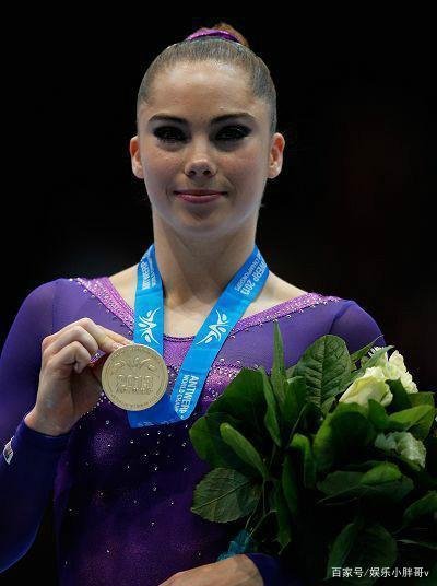 美女体操名将马罗尼,曾被称为赛场精灵,因不雅照流出后来怎样?