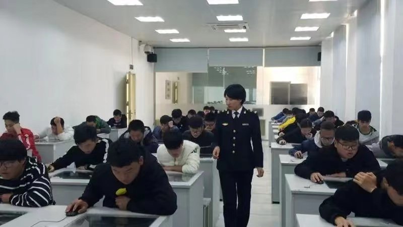 学海员去哪个学校好呢