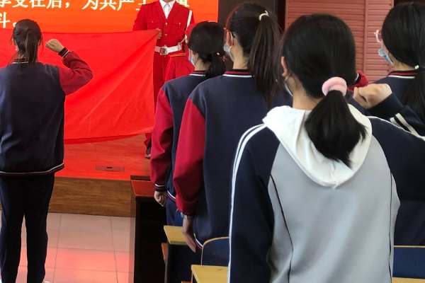 入团时间一般是每年几月几日?