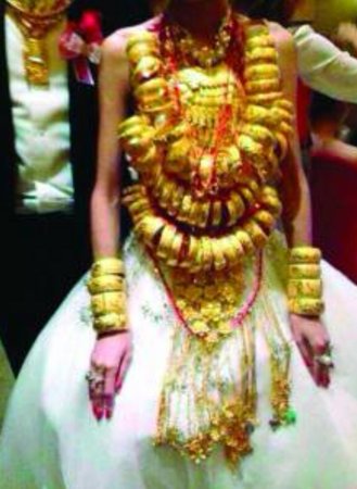 “万紫千红一片绿”一共是多少钱？