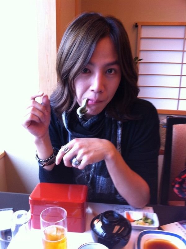 张根硕的资料，图片