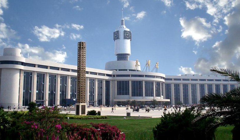 天津火车站电话是多少？