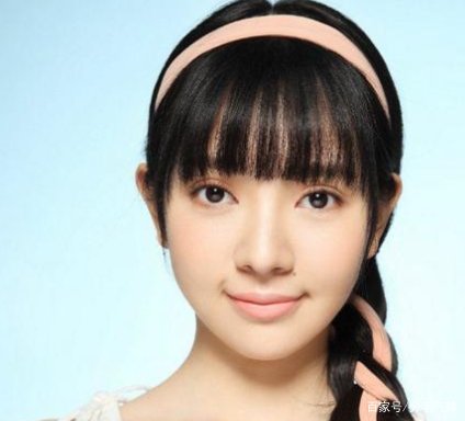 她是赵本山的干女儿，当红时与恩师传出绯闻，如今沦为路人，你认识她吗？